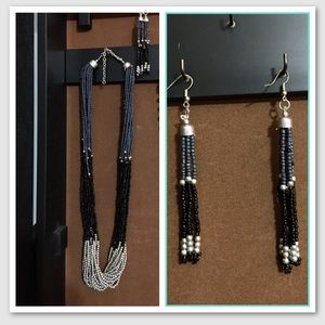 Necklace & earring set